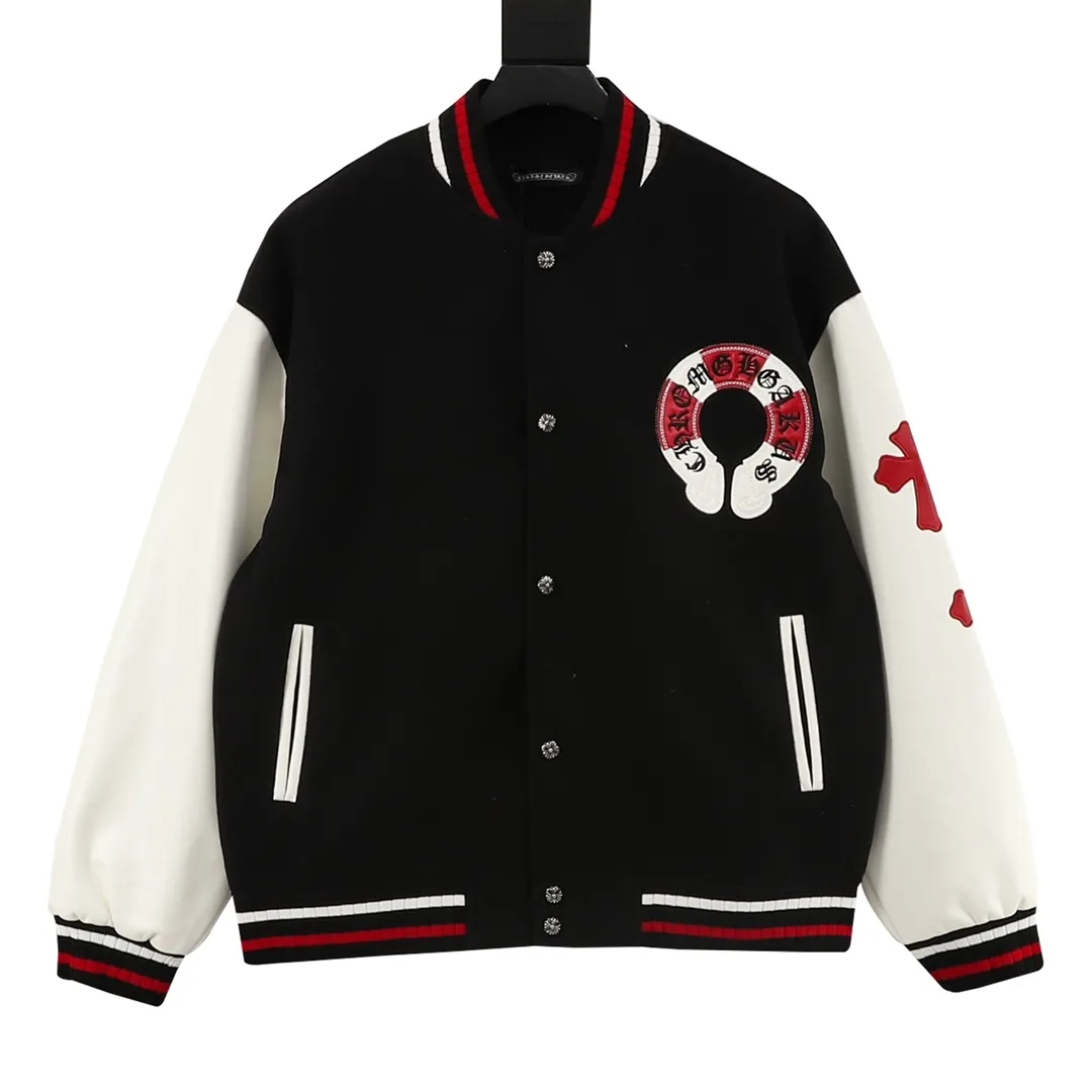🅿️570 CH/Cro Heart Horseshoe Embroidered Baseball Jacket Warm reminder: It is recommended to hand wash or dry clean! ! This year is particularly popular. Baseball uniform jackets are available at all levels on the market (you must compare the details). The most powerful quality control. Baseball uniforms have been produced and researched for 7 years. The details are exquisite. With it, you will be the most handsome boy in the world. The fully painted four-button buckle (button with LOGO), the fabric is customized for more than a month. It is not ready-made in the market. It is made of wool blend, custom-woven and dyed. It has high color fastness. It is recommended to hand wash or dry clean for the first time. "Custom-woven knitted rib at the hem", the lining is made of silky and delicate cupro fiber material, which can be worn directly next to the body. It is extremely comfortable, a heavyweight item, purchase version! Size：XS-L